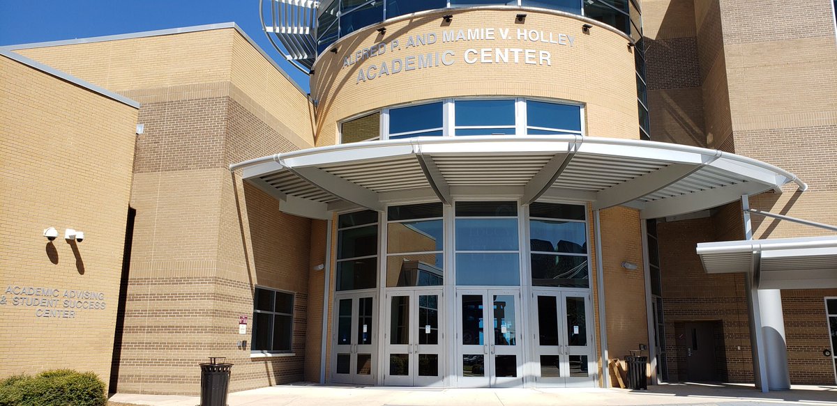 psasys's tweet photo. If you’re a college student in the Panama City, Fl area looking for a career in software development, let’s talk! Join us today from 11am-1pm at @fsupc for Fast to the Future career fair, sponsored by @GCSC1957. https://t.co/8LrZpK4kzC