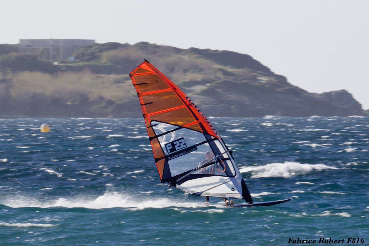 theloftsails's tweet photo. Gilles Rabetaud fully powered on his #Racingblade https://t.co/WxHf7nLBsi https://t.co/e49y1AFGLg