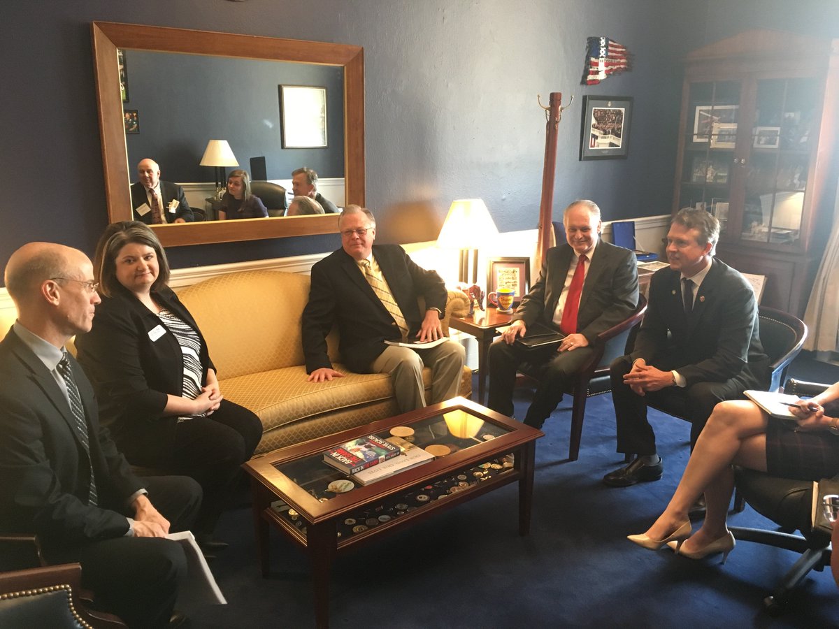 NaedaEquip's tweet photo. EDA dealers and staff making the rounds. Visited with Congressman Roger Marshall this morning. #EDAatWork #FlyIn2019 https://t.co/8qmbSa9KTG