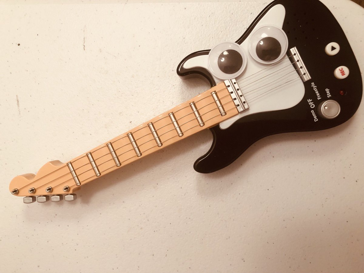 seanmbartley's tweet image. Say hello to MATSY! He is ready to rock out in Cleveland this week. He’ll be hanging around the registration desk, popping into some sessions, and attending the Grad Student Social and Awards Lunch. Say hi to him, try a few riffs, and get a photo with him! #matsy #matc19