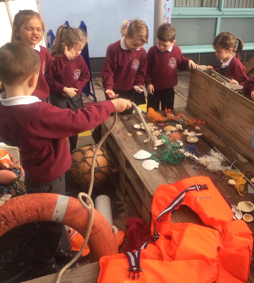 SaundersfootS's tweet photo. Storm Freya brought ‘The Storm Whale’ story to Miss. Parker’s Class this week. By Benja Davies. #ScpLlc #Scpout #experientiallearning https://t.co/uhzBlKR2B1