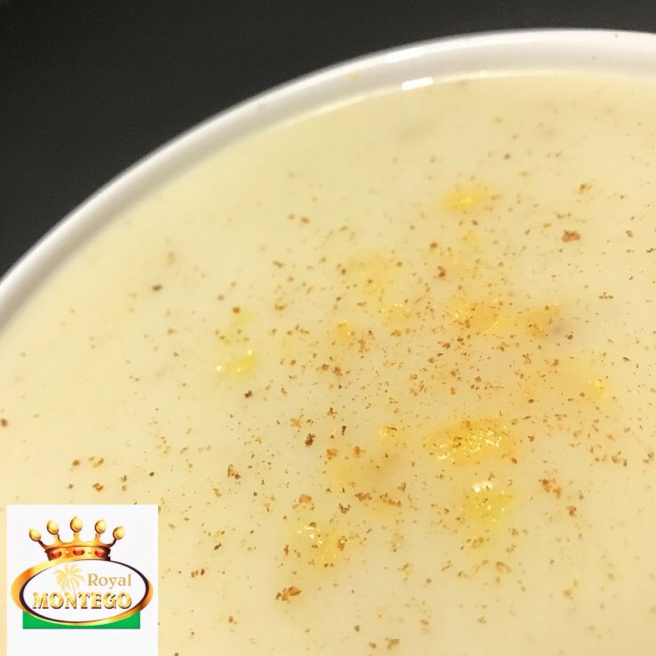 RoyalMontego's tweet photo. Belly full‼️ 🌽🥥 #hominy #hominycornporridge #hominycorn #coconutmilk #nutmeg #royalmontego #jamaicanfood #jamaica #islandfood #caribbean #goodfood #comfortfood #ackee #bunandcheese #jamaicancooking https://t.co/WnuQdgcPvz
