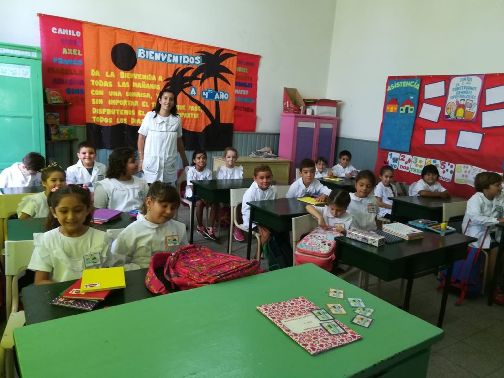 15Alberti's tweet photo. Iniciando actividades la EEP 15 de Mechita 👏 @BAeducacion @susanacrespi1 @MarielVechiarto @adriana_frega https://t.co/TRXd5s85aK