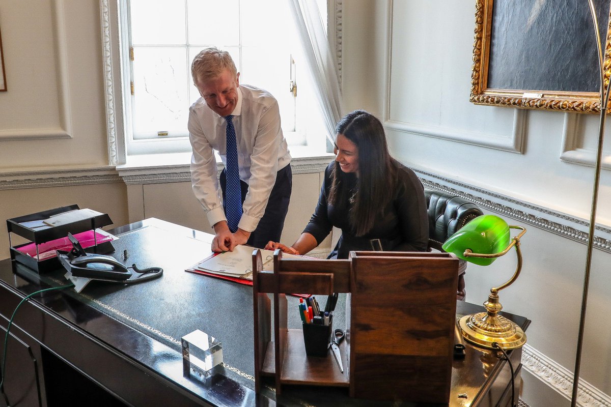 "It’s been really great to understand the inner workings of a private office." This week, Sommer, a Cabinet Office apprentice, spent time shadowing Minister for Implementation Oliver Dowden. Find out more about apprenticeships: gov.uk/topic/further-… #NationalApprenticeshipWeek