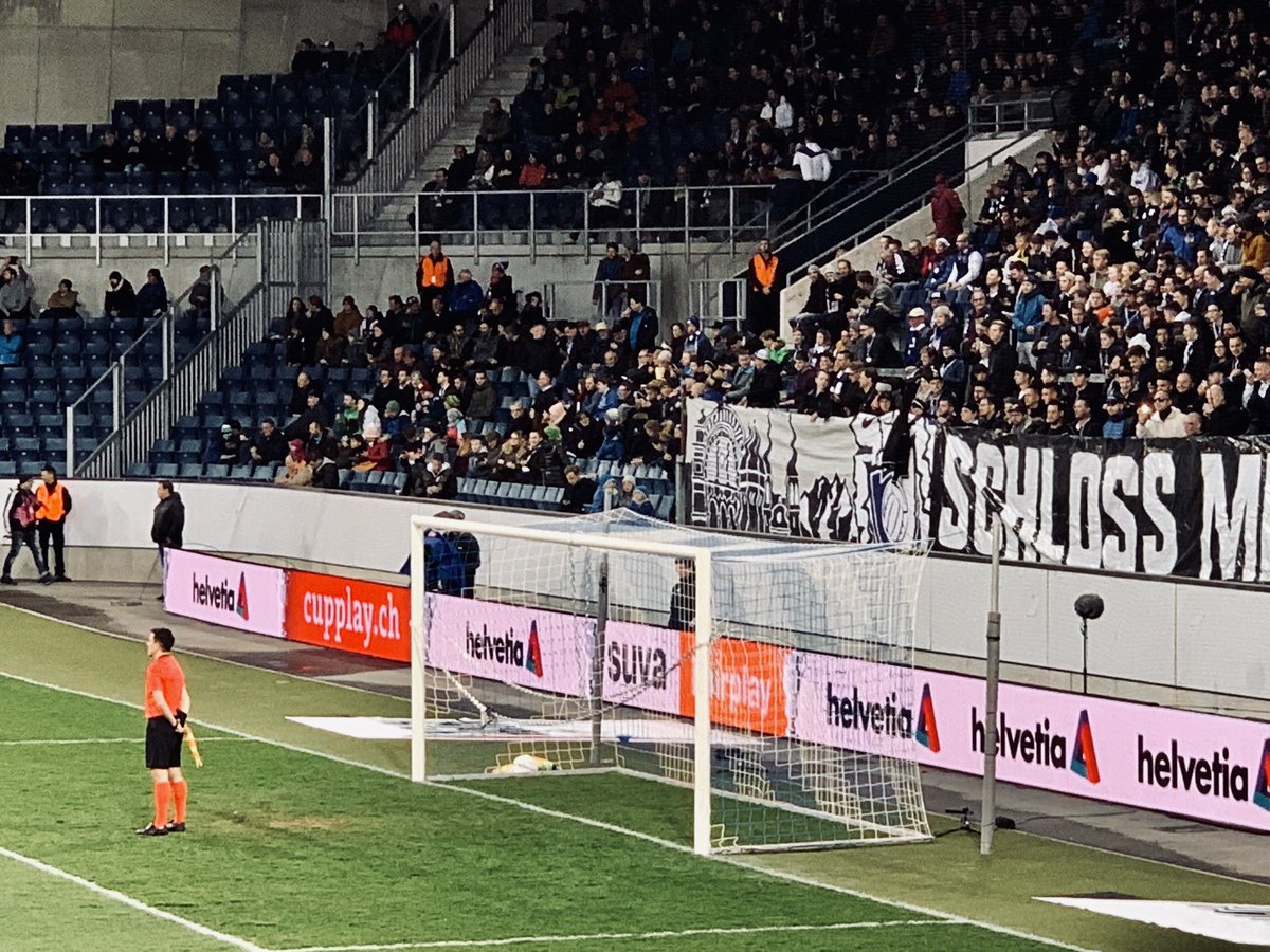 andywolf9's tweet photo. Der FCL verriegelt sein Tor schon vor dem Spiel.........
#fclyb #cup #hopplozärn #nomelozärn #eimolblauwiisemmerblauwiis @FCL_1901 @News_SFL https://t.co/605wVfp0dY