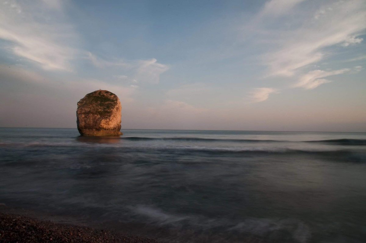 RedFunnelFerry's tweet photo. Such a calming pic of Freshwater Bay by photographer @dankidger 😍 https://t.co/BQj6wH7VB0