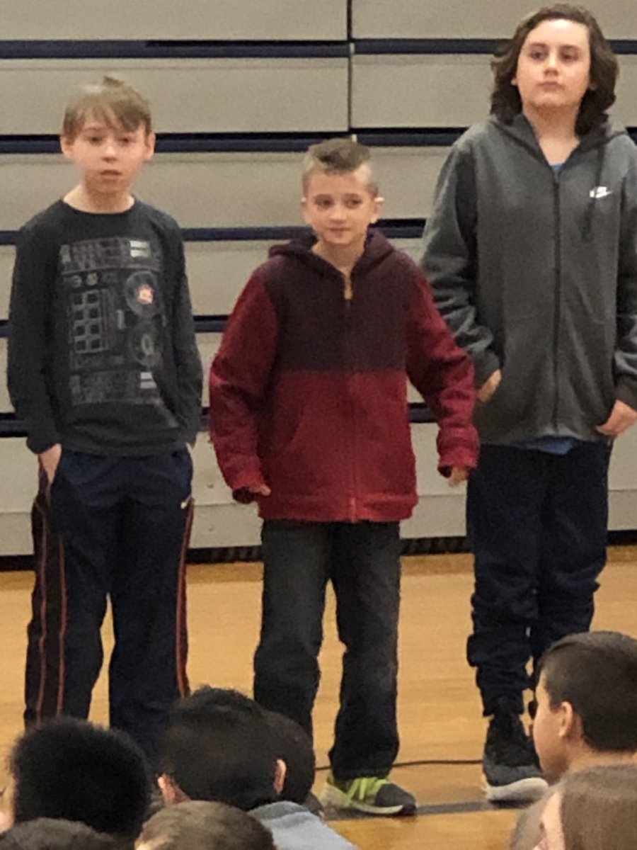 MsJerry4's tweet photo. Basketball Jones was such a fun assembly!  We loved the message about spreading kindness! #OnceACard #RidgeESRocks https://t.co/ICchgrZZJp