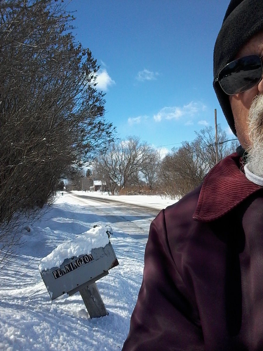 TTCJackP's tweet image. This is a living in the country problem #Springfix whenever Spring is???