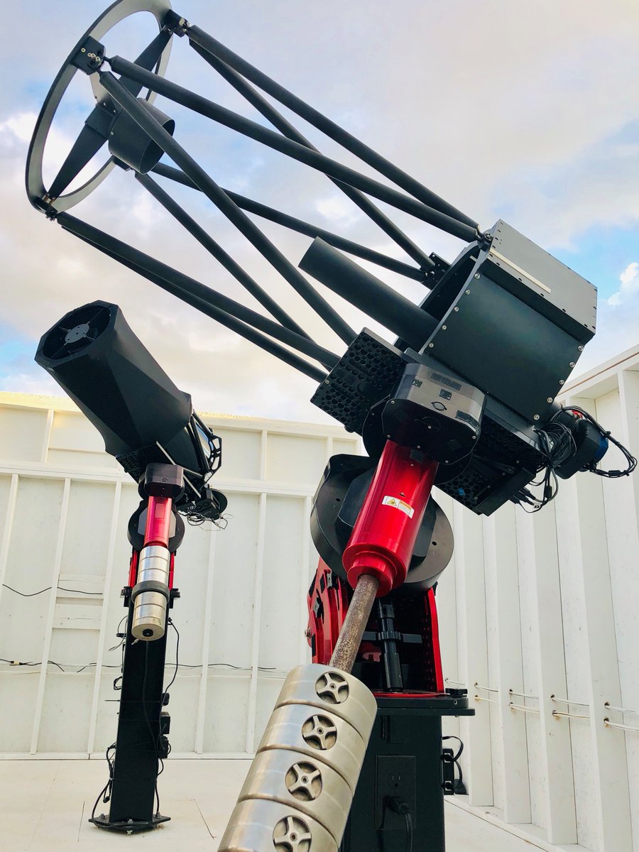 Things are looking up: a collaborative project involving <a href="/UNT_Astronomy/">UNT Astronomy</a> resulted in the successful creation of a .5 meter CDK telescope system, expected to be one of the most high-resolution systems readily available for small-telescope observations! More: cos.unt.edu/news/unt-astro…