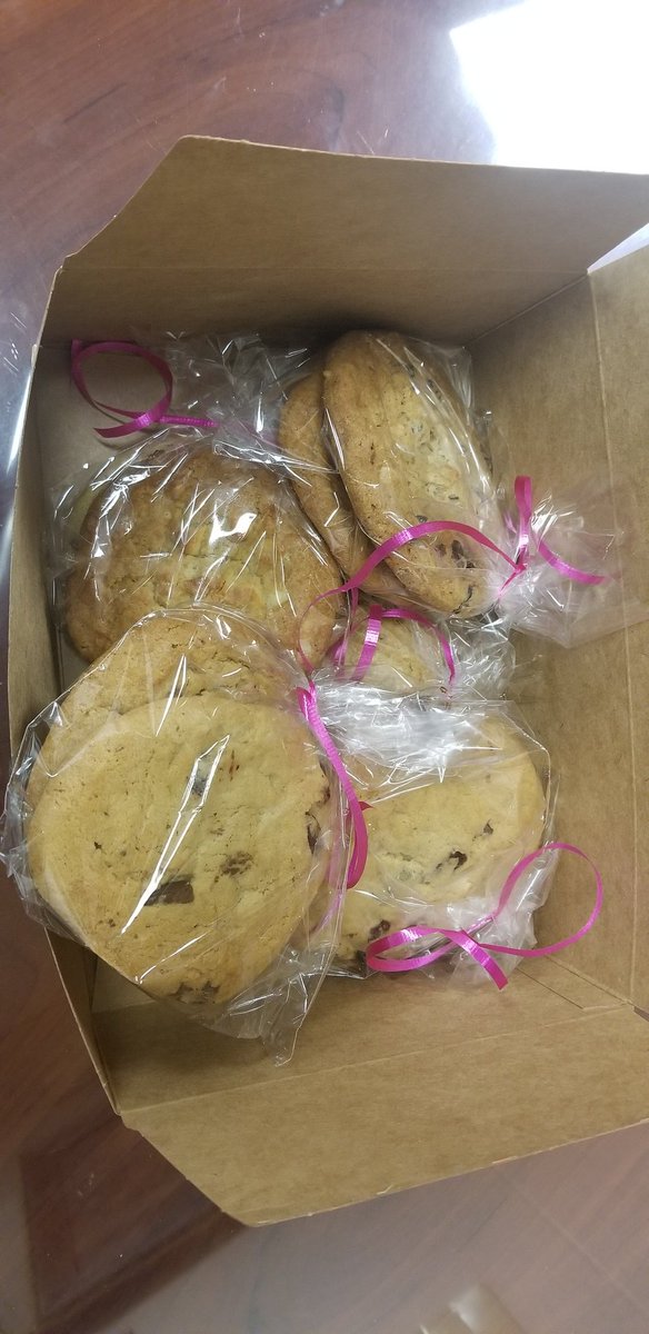 NKhowja's tweet photo. Thank you Alonti Catering Kitchen for your generous donation for AMS' 50th anniversary celebration tonight. Join us tonight for delicious cookies and AMS' famous punch! 
#purposepassionpride @PrincipalLopez9 @alief_middle @amsblanco2207 @sherfay @mspolkadottt @AliefISD @GusCesar1 https://t.co/kS1EbDq59Q