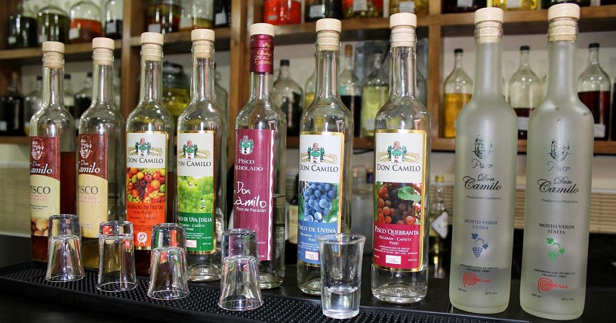 agronetworks's tweet photo. El titular del gremio empresarial comentó que se otorga la Denominación de Origen "#PISCO" porque el cultivo de los insumos está delimitado a un espacio geográfico que en el caso de nuestra ‘Bebida de Bandera’ es entre Lima y Tacna. @ADEX_PERU https://t.co/v1AE6AR0IM https://t.co/Ax1BDuUGs9