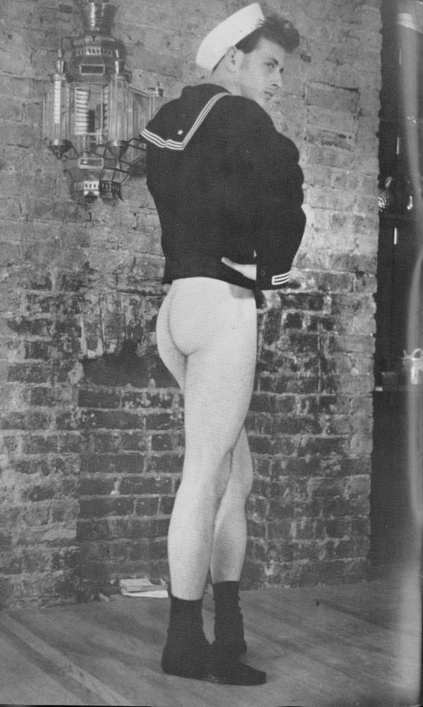 creatureblackl1's tweet photo. Doug Mann [Photos by Kris Studio] Chicago, 1968 #dougmann #krisstudio #vintagemen #gaymen #vintagegay #nakedmen #nakedgay https://t.co/KOHbiOvwMc