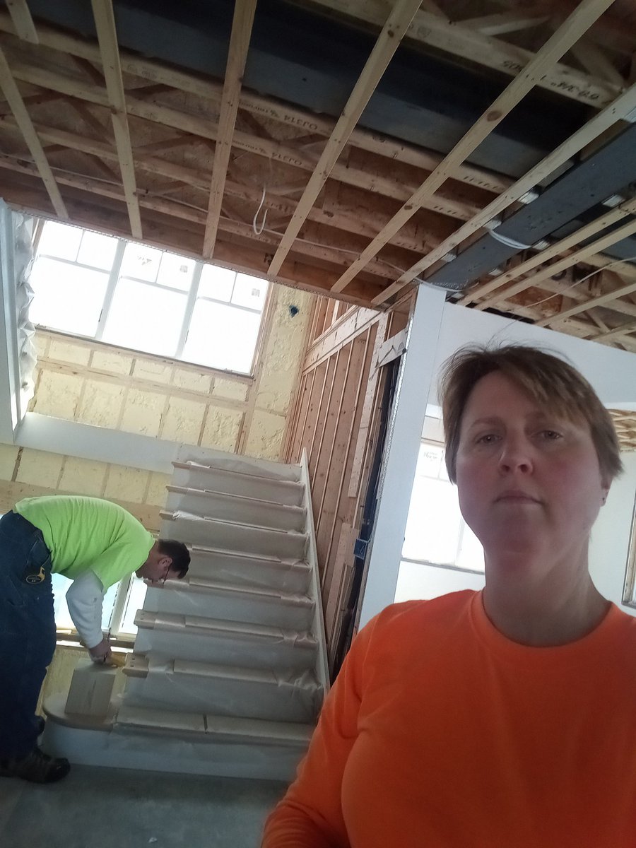 KAatMABC's tweet photo. "Learnt" how to use my timer so I can get into future pics. So glad we're working indoors today! https://t.co/kLcdkZ9lem