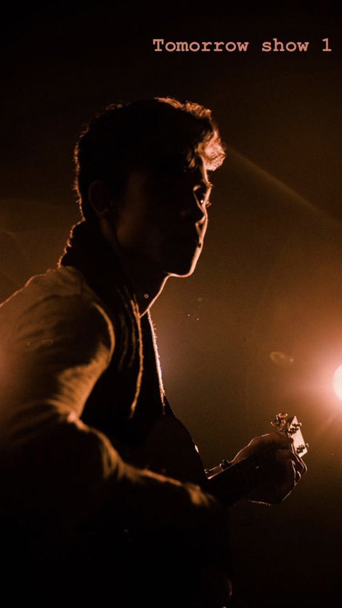 TrackingSM's tweet photo. 24 hours till the biggest tour of @ShawnMendes career. This is gonna be CRAZY https://t.co/fSLrSbhsAb