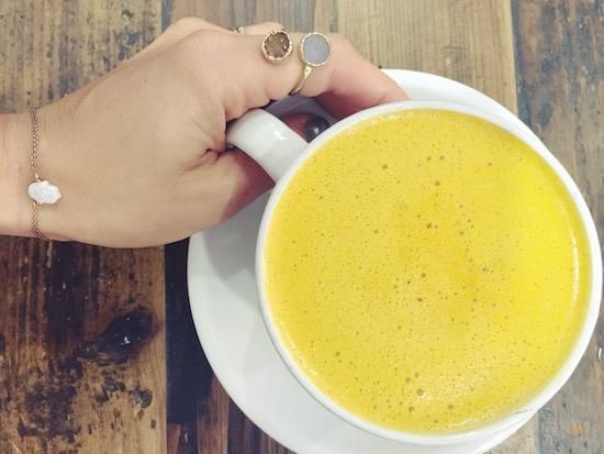 How To Hygge: Rituals To Create Your Own Warm &amp; Cozy Vibes buff.ly/2u1KFEN