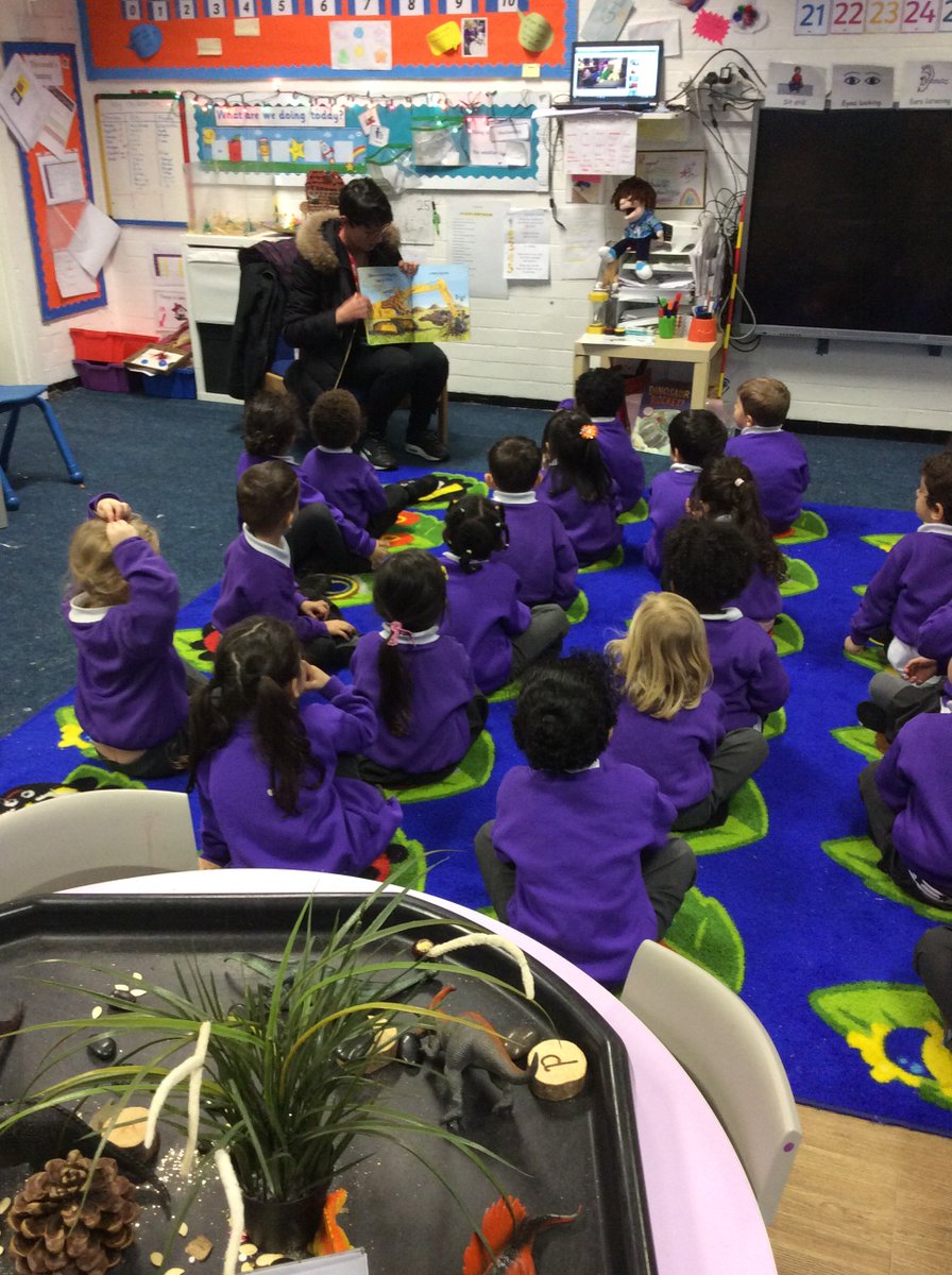 HPA_Philip_Lane's tweet image. Lucas&apos;s mum came to read a story to the nursery children this afternoon. The children loved having a story read by a parent, especially Lucas! If you would like to come in and share a story, speak to our wonderful Nursery staff!

#HPAPLNursery