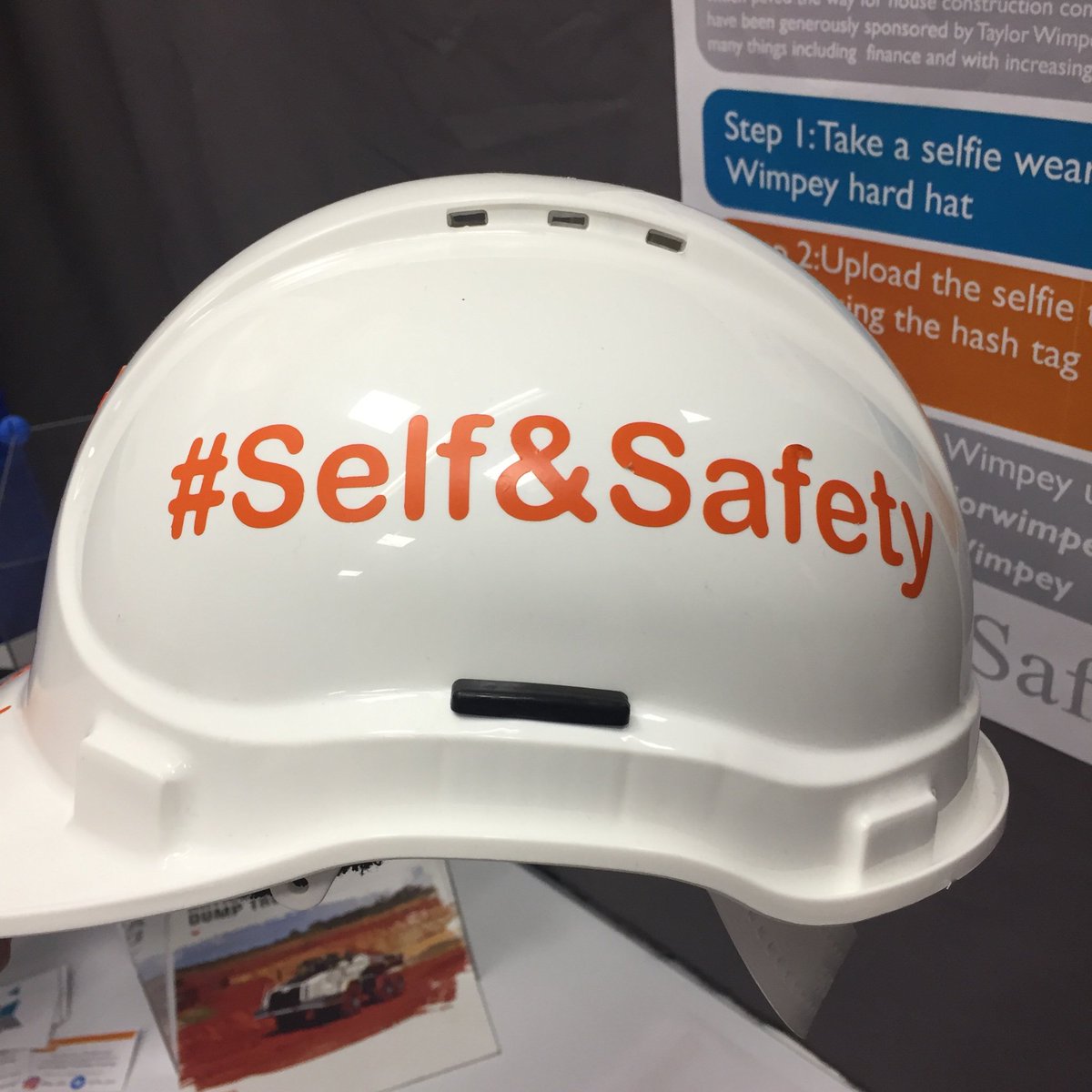 The_doc5's tweet photo. The #selfandsafety hat!! #taylorwimpey #scotland #media https://t.co/y7qRITcIoh