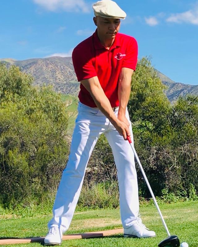 christogarciaX's tweet photo. Nail a consistent set-up and that’s half the battle! #christogarcia #myswingevolution #pgatour #filmmaking #fitness #golf #golfing #yoga https://t.co/uq43FmkphF https://t.co/Uu6WklmB0a