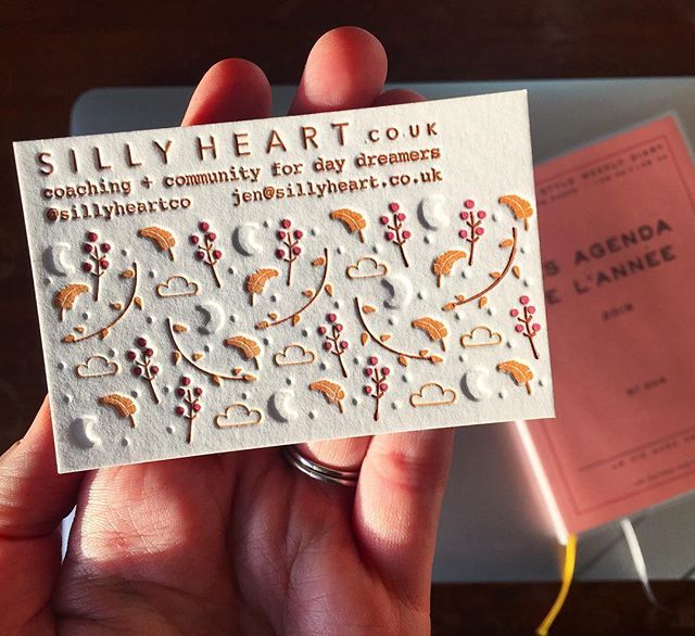InkyandtheBeast's tweet photo. Day 6 #marchmeetthemaker: Full Time or Part Time.
Years ago I cut down to three days a week at my stressful recruitment job, desperate to find a more creative and fulfilling career. I took courses in copywriting, journalism, art history. I volunteered my… https://t.co/aeKHaRFodq https://t.co/CJH7cJ6R1d