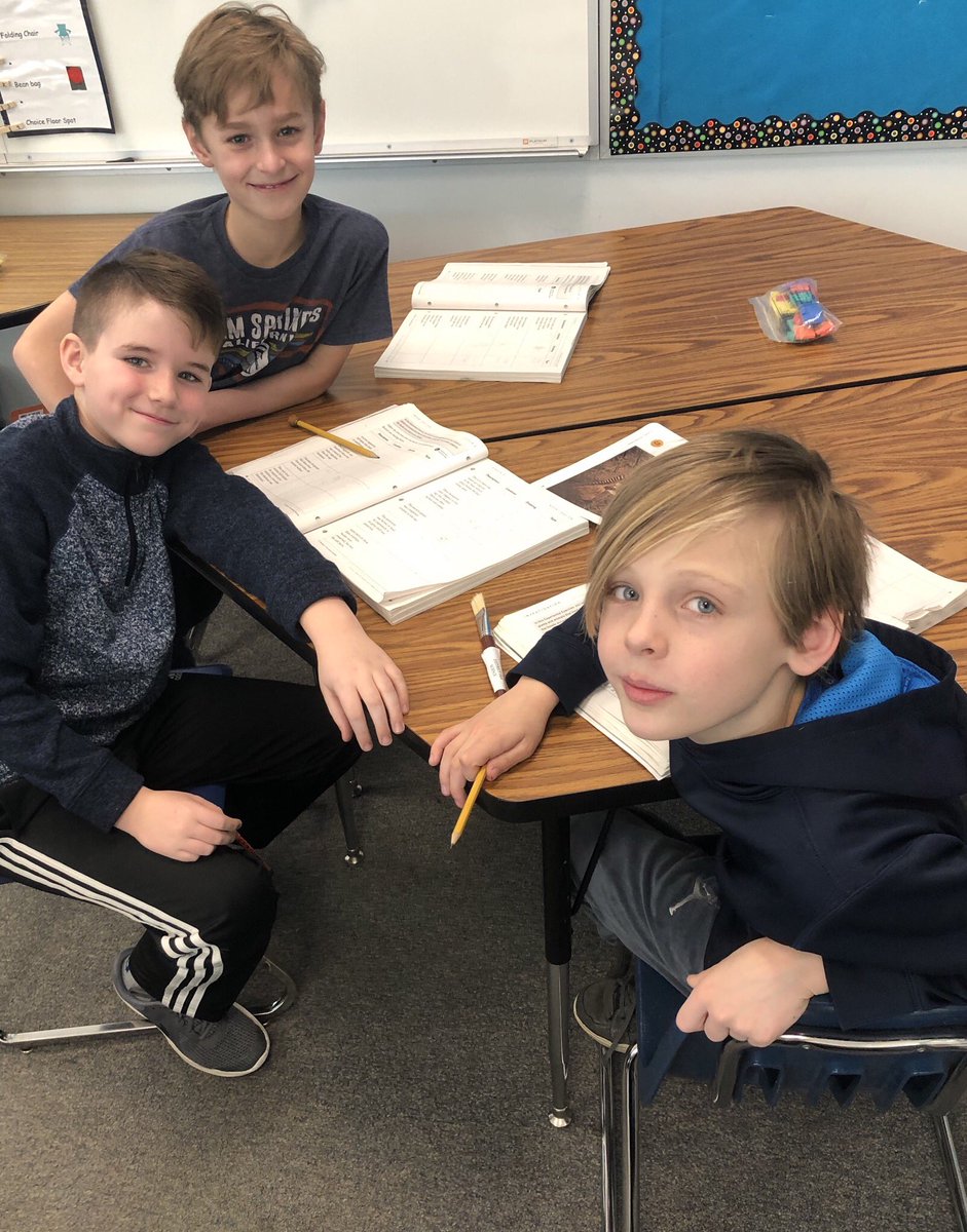 Classroom206's tweet image. After uncovering fossils, students worked together to describe and identify the fossil type #D64smiles #EngageD64 #TCIscience