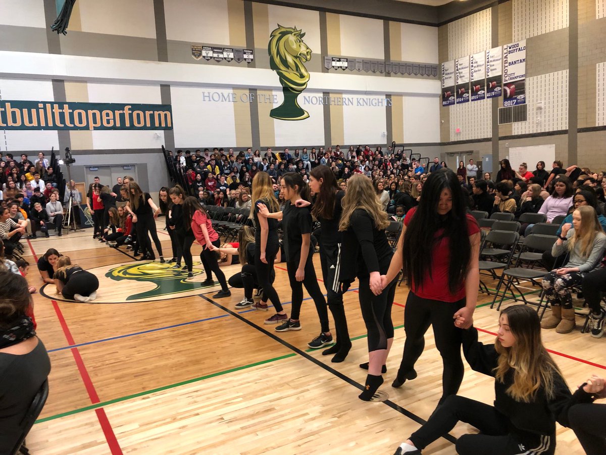 LisaHilsen's tweet photo. Celebrating Ash Wednesday ⁦@HolyTrinityYMM⁩ to kickstart Lent and To Share the Journey with Development and Peace #HTBuiltToPerform #WeAreFmcsd #ymm #devpeace https://t.co/P9NaA17A4c