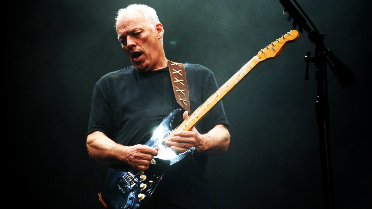 Please join me in wishing a very Happy Birthday to David Gilmour ! =) 