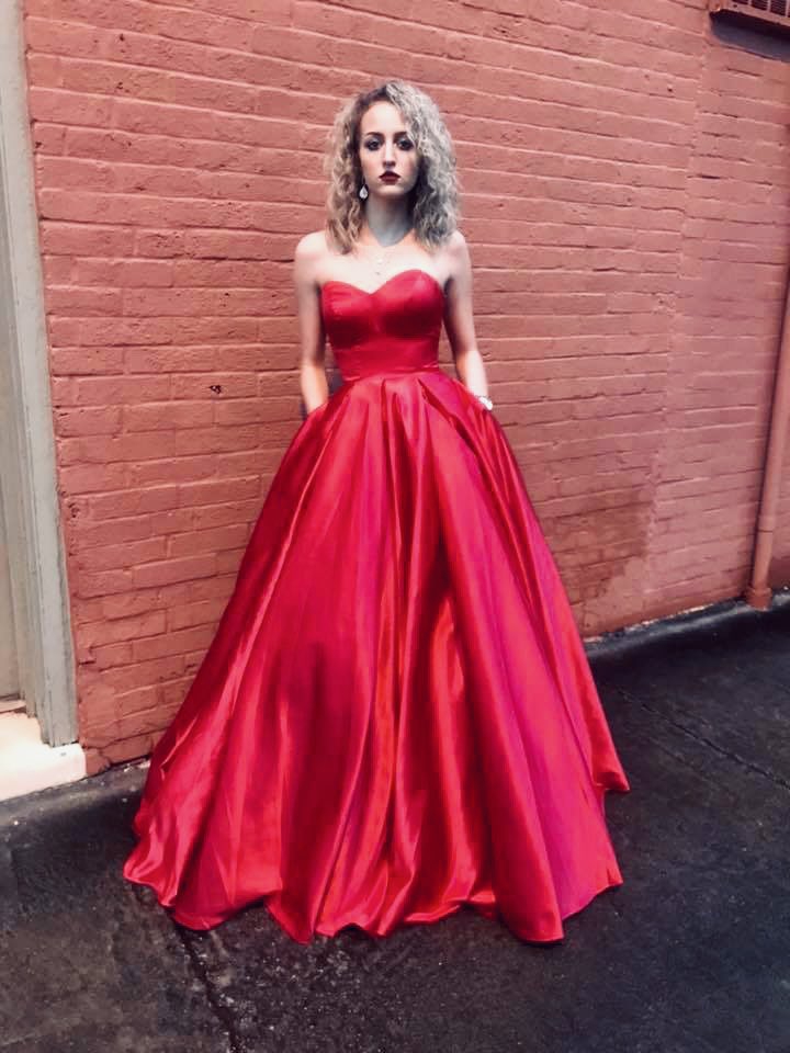 BellesBeaus7's tweet photo. Take their breath away in this stunning @SherriHill ball gown!!β€οΈ #sosherri #SherriGirl #redpromdress #sherrihill https://t.co/FxxPIlGKrk