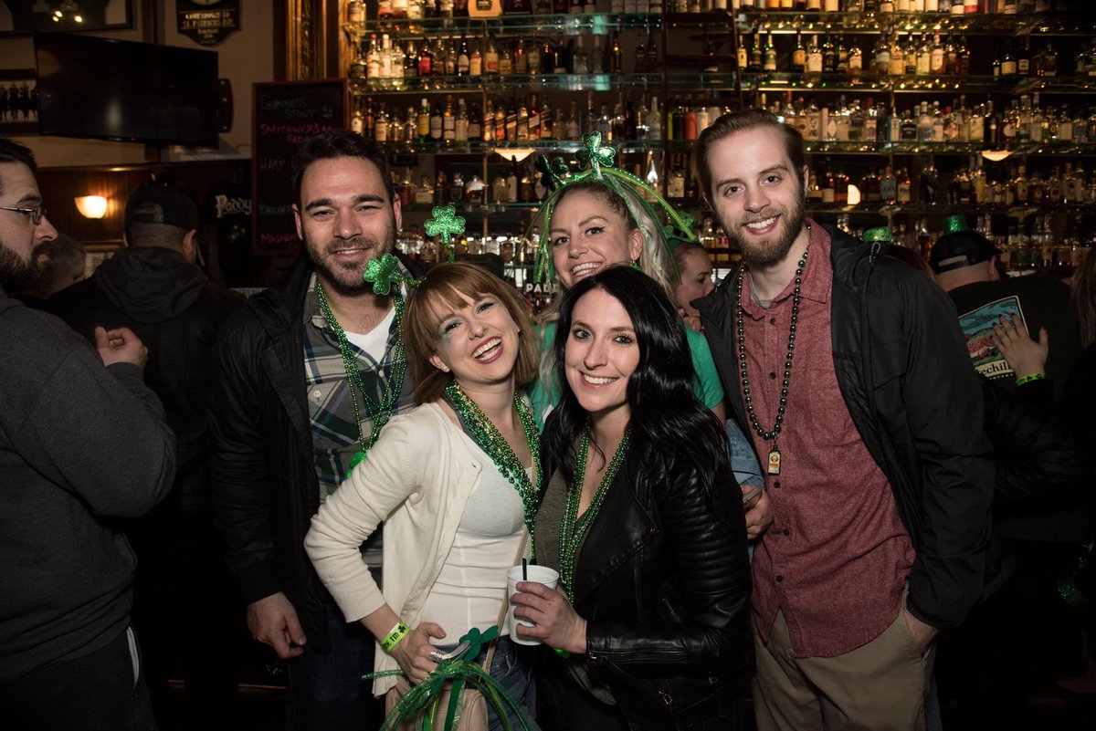 pdxdrinks's tweet photo. Celebrate St. Patrick's Day w/ @PaddysPDX 's Bar &amp; Grill's St. Patrick's Day Festival! ---> https://t.co/3oUdOushY8  Portland's oldest Irish Pub hosts a 2-day tented street festival with live Irish music, bagpipers, Irish food and drink! https://t.co/LnfEYFpqUs