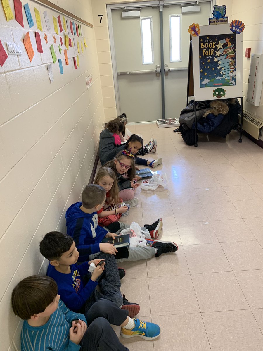 We had a great time at the #scholasticbookfair <a href="/MarlboroES/">Marlboro Elementary School</a> Thanks to our amazing PTO!