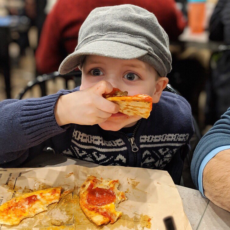 Kids night at topp’t! Kids 12 and under eat FREE with purchase of a full size pizza, salad or wrap. 
🍕🥗🌯
📸 Melissa Rose
#topptpizza #HappyWednesday