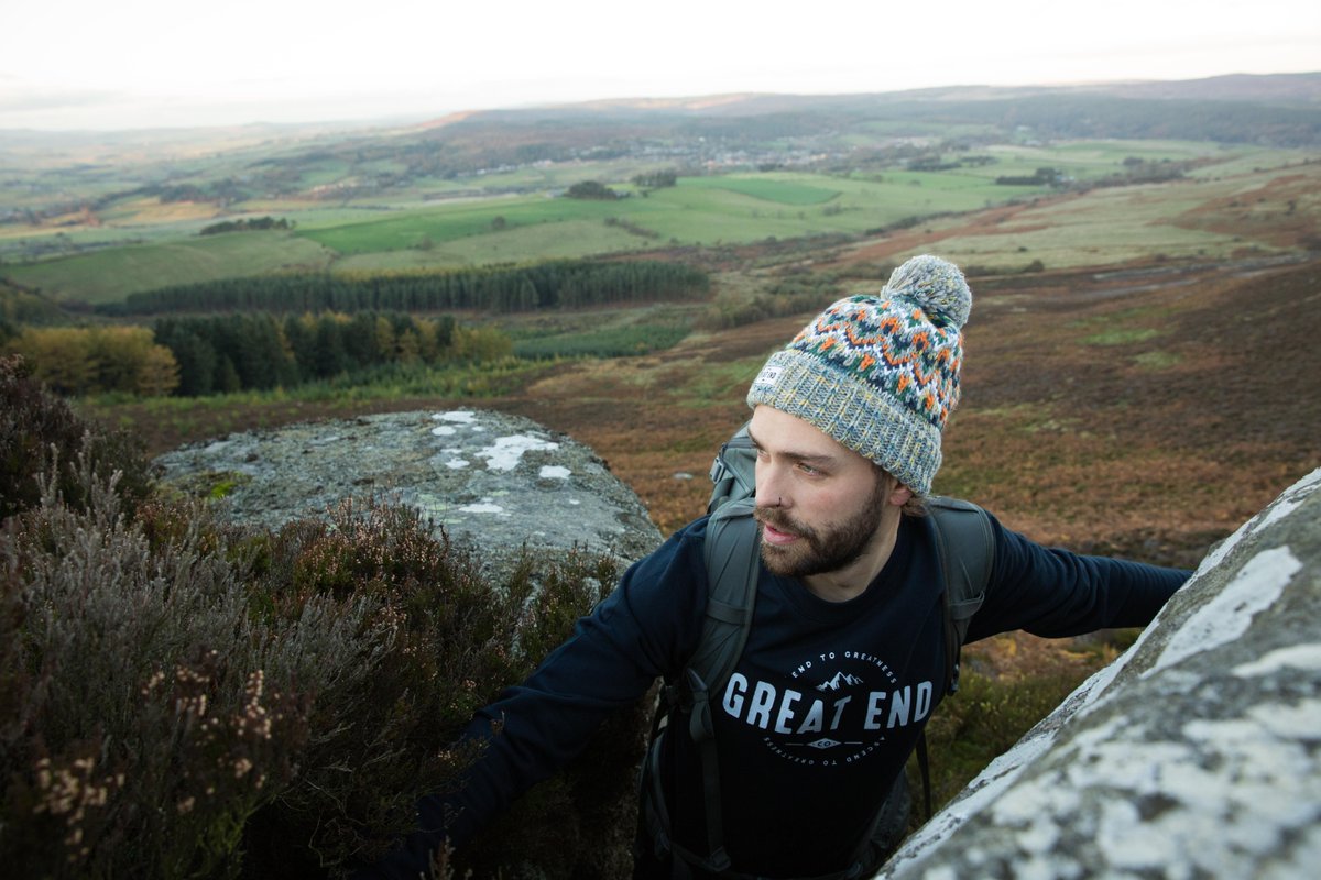 GreatEndCo's tweet photo. Nice trendy combo. Navy blue jumper with the grey blizzard beanie! 😎 🔥 

#hiking #nature #travel #mountains #adventure #landscape #outdoors #photography #naturephotography #winter #mountain #trekking #explore #wanderlust #hike #menswear #womenswear #unisexclothing https://t.co/nqAANGLCHd