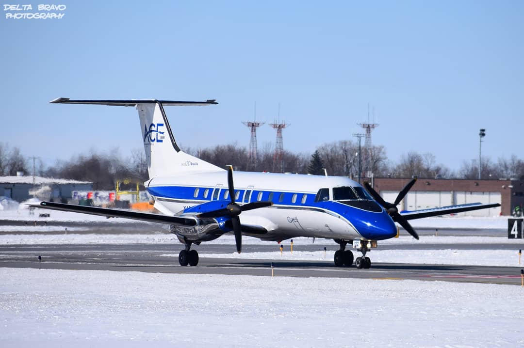 DeltaBrvoPhoto's tweet photo. #AirCharterExpress leaving @BUFAirport with their #Embraer120 (N122HL) https://t.co/tsSz1vdpMY