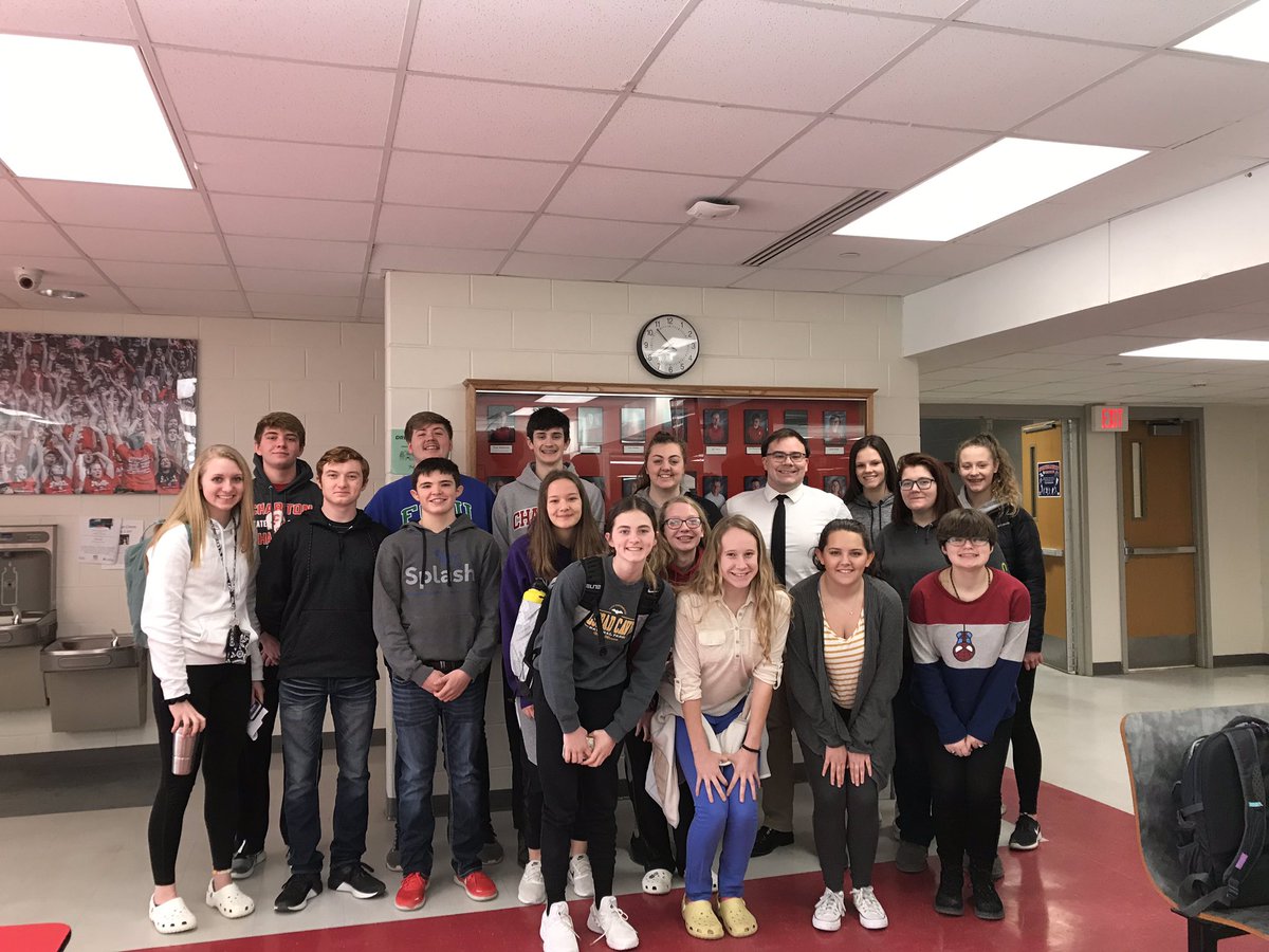 CHSFBLA196's tweet photo. Thanks to Mat Kanour for speaking to members at our meeting this morning! #FBLA #PDPursuit https://t.co/IwvSUvPVUE