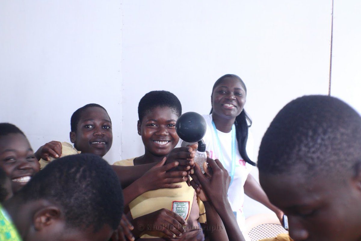 ayertey_victor's tweet image. These children, like all others across Ghana &amp;amp; even Africa, deserve to be given the platform to harness their creative &amp;amp; innovative edge. 
You can support the agenda in anyway.
@youngatheartgh has decided to #LeaveNoOneBehind!
#HappyIndependenceDayGhana #LabAndLibraryOnWheels