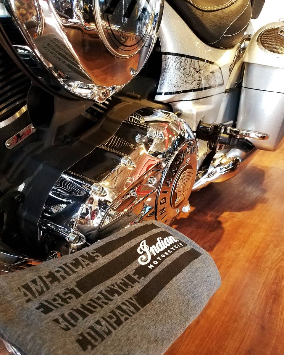 indianmc_okc's tweet photo. #swapyourswag event is here again. Stop by the Indian store in #OKC with an old motorcycle tee and we will swap you this #limitededition #indiantee 
#indianmotorcycle #motorcycle #freetee #indianroadmaster https://t.co/KnzJ4M0sJX