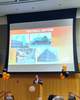 mc_prof's tweet photo. For 40 years, OSU raised $9M; $300M when we started networking. @cowboyvoice #casconnect https://t.co/XrwLK2QRO1