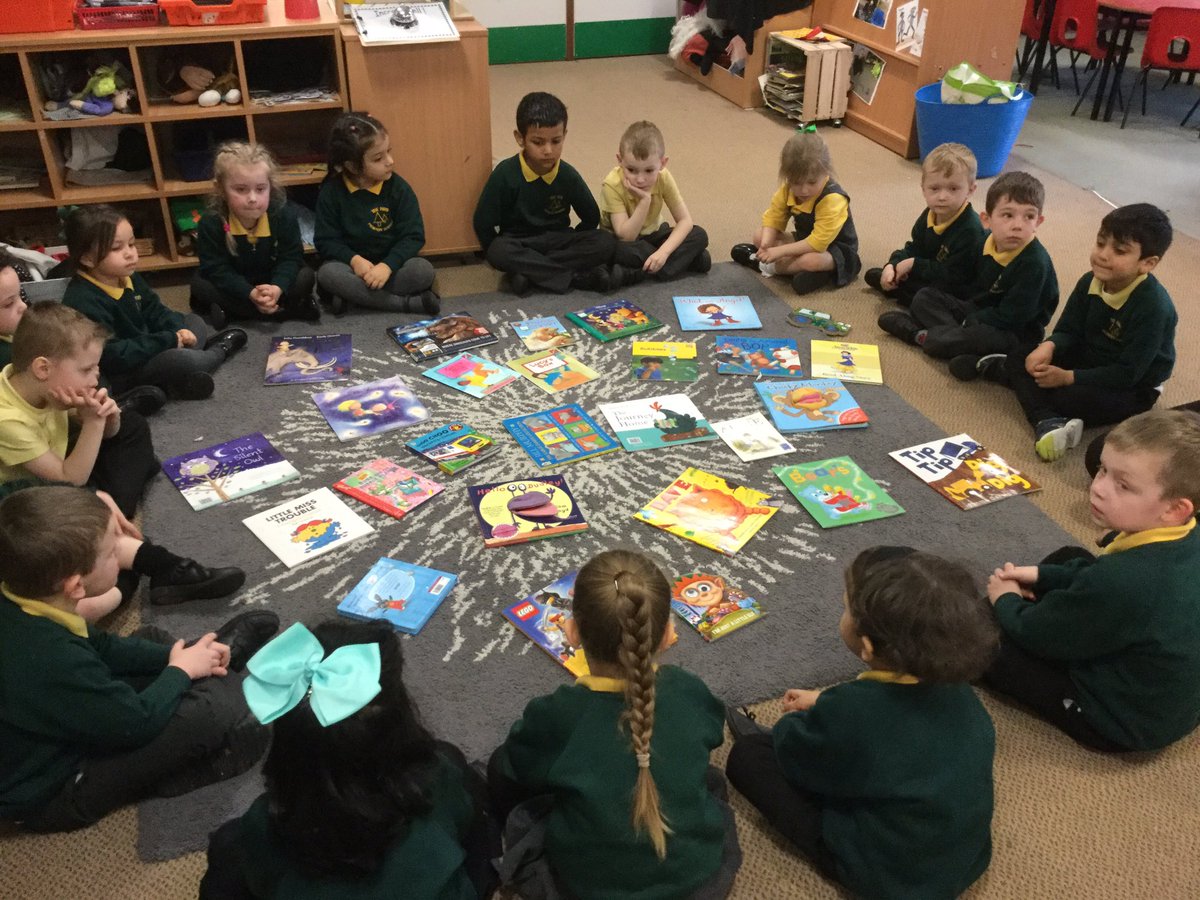 firsprimarysale's tweet photo. #RecHB Loving our book swap today. A great opportunity to swap an old book that we don't read any more with a new book from a friend #loveofreading #bookswap https://t.co/lh9cS1W1gu