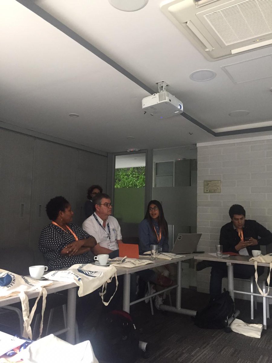 invemarcolombia's tweet photo. #TeContamos Este 5 de marzo en Medellín #INVEMAR y @MinAmbienteCo realizó reunión institucional #SPINCAM. Ejercicio de articulación en Planificación Espacial Marina, para ordenamiento de Unidades Ambientales Costeras. @AUNAPColombia, @ParquesColombia, @CodechocoPrensa, @IIAP_CO https://t.co/az7nQWP3kC
