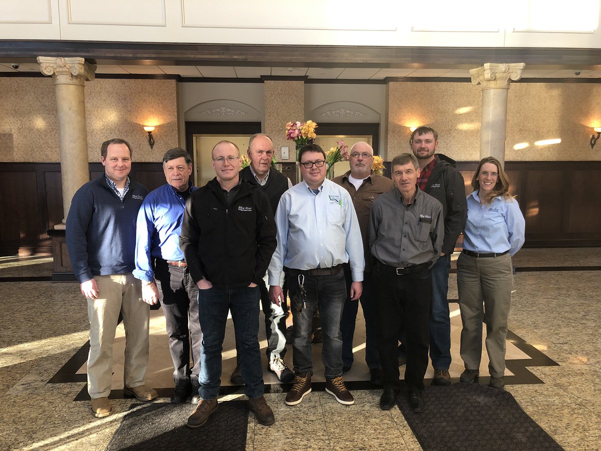 DerekBlueRiver's tweet photo. Great time last week with the rest of the @blueriverseed staff in La Crosse, strategizing &amp; planning for the upcoming year! Great time seeing all of you! #plant19 #growblue https://t.co/vnNcBI3ScF