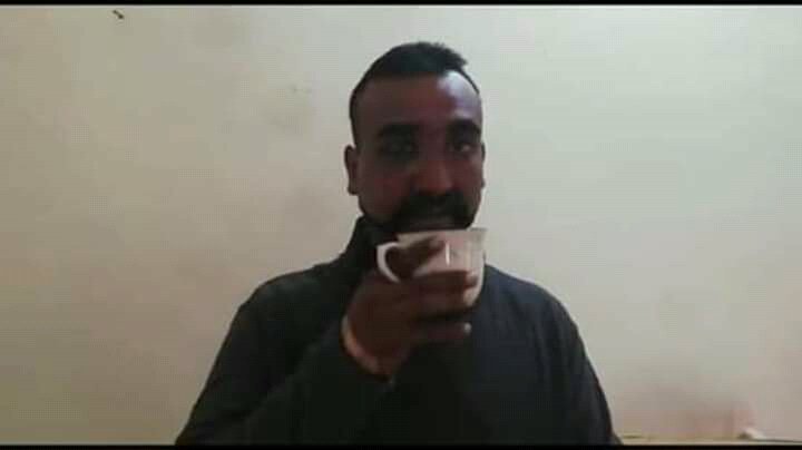 Adnan_sami2939's tweet photo. Helo FRiends chai peeelo0😆😆
#IndiaFailedStrike 🖕
#PakistanArmyZindabad 
#PakistanAirForceOurPride 💖 https://t.co/PaHIt7y13v