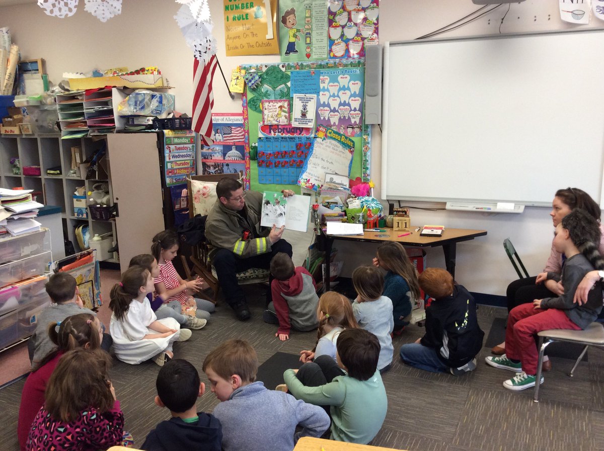 VESYork's tweet photo. How lucky are kids in Mrs. Hawrylciw and Mrs. Sherman's classes!  Jonathan Gay, a parent and York EMT, popped in to read aloud! #ReadtoME #ReadAcrossAmerica2019 #DrSeuss  #YSDMindset https://t.co/enS1L01hk2