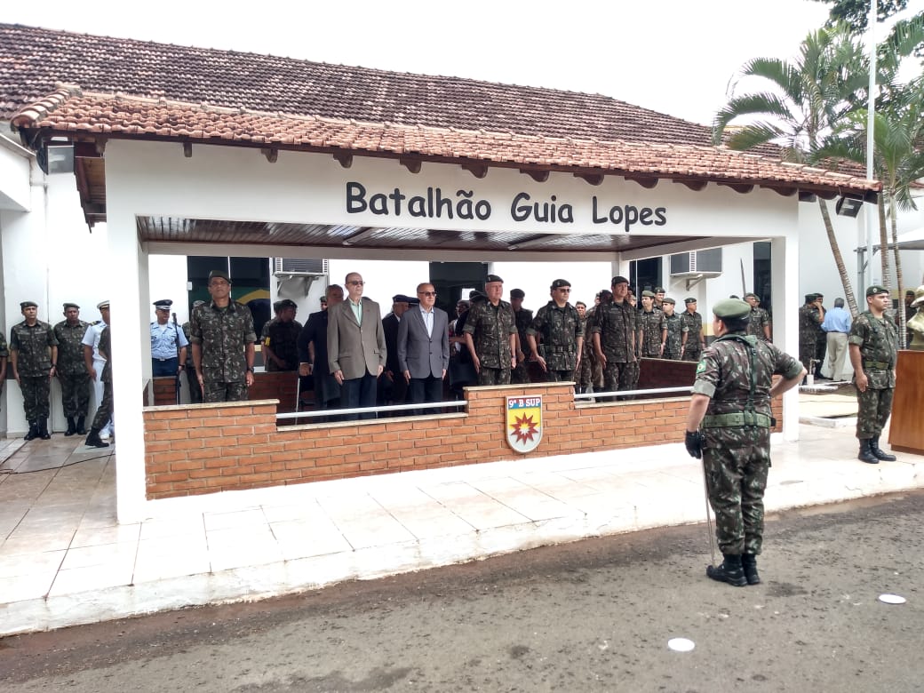 CmdoCMO's tweet photo. Parabéns ao 9º B Sup - Batalhão Guia Lopes (Campo Grande/MS) pelos seus 91 anos. https://t.co/6KR1gaZZWX