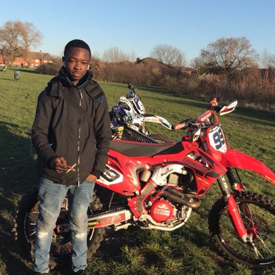 Rdizzyy8's tweet photo. #NewProfilePic https://t.co/sNY1rSB8yu