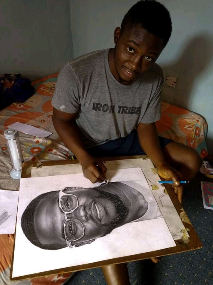 WomenInForex's tweet photo. A talanted young boy. His name is Eli Yusuf make him famous #CryOurBelovedMzansi https://t.co/VZ5TZLF3Hj