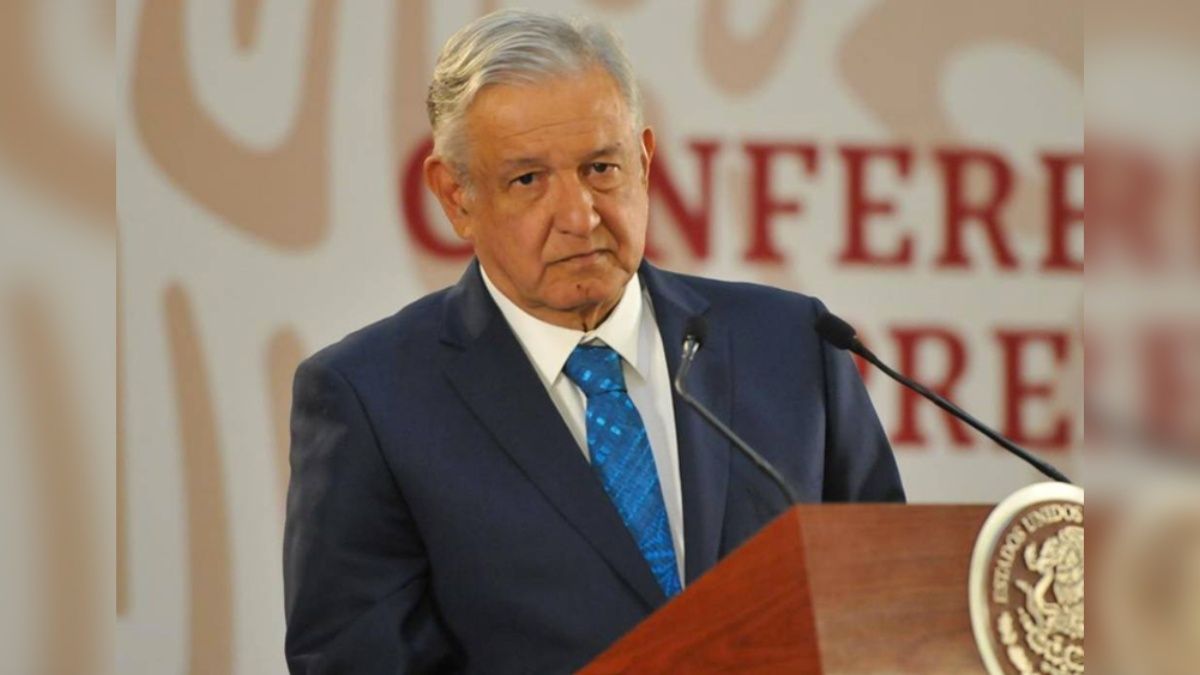 PCardinalCentro's tweet photo. El gasolinazo de AMLO. https://t.co/XSssA29aRv @El_Universal_Mx https://t.co/e0dBfouJjc