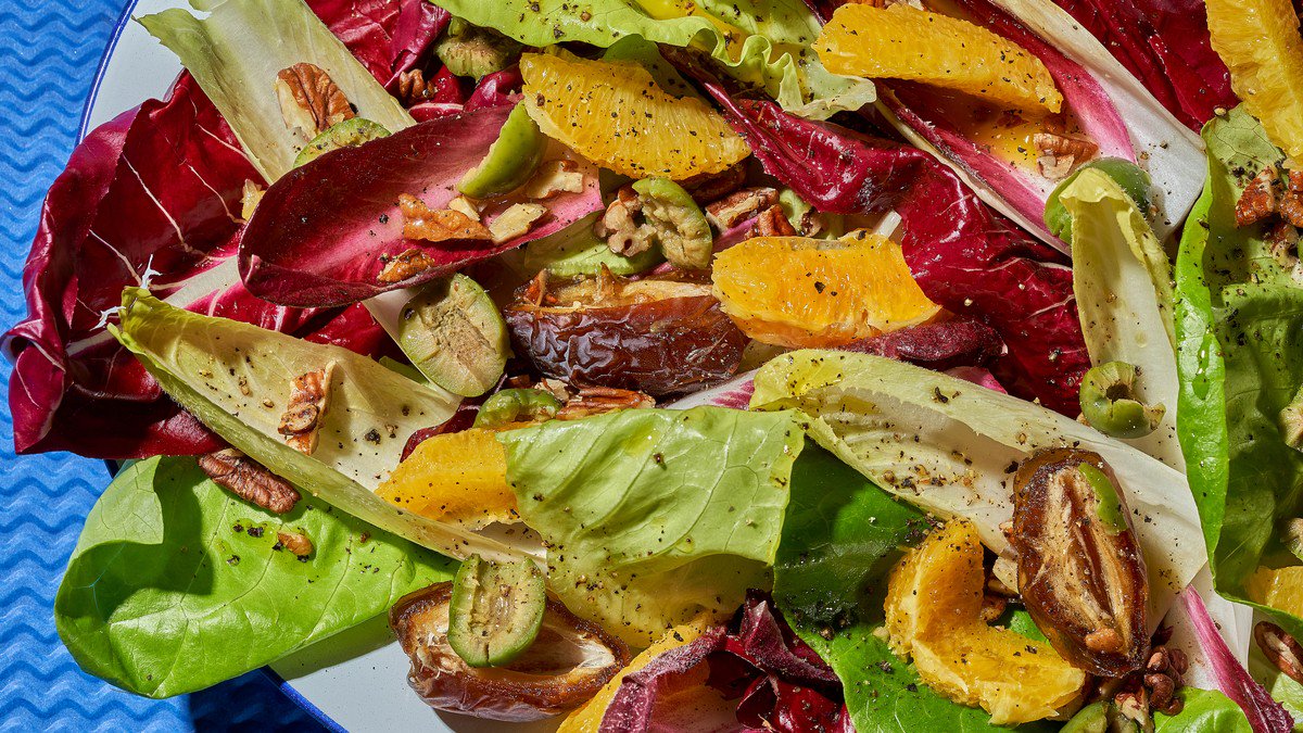 Winter Endive and Citrus Salad Recipe dlvr.it/Qzp8FR