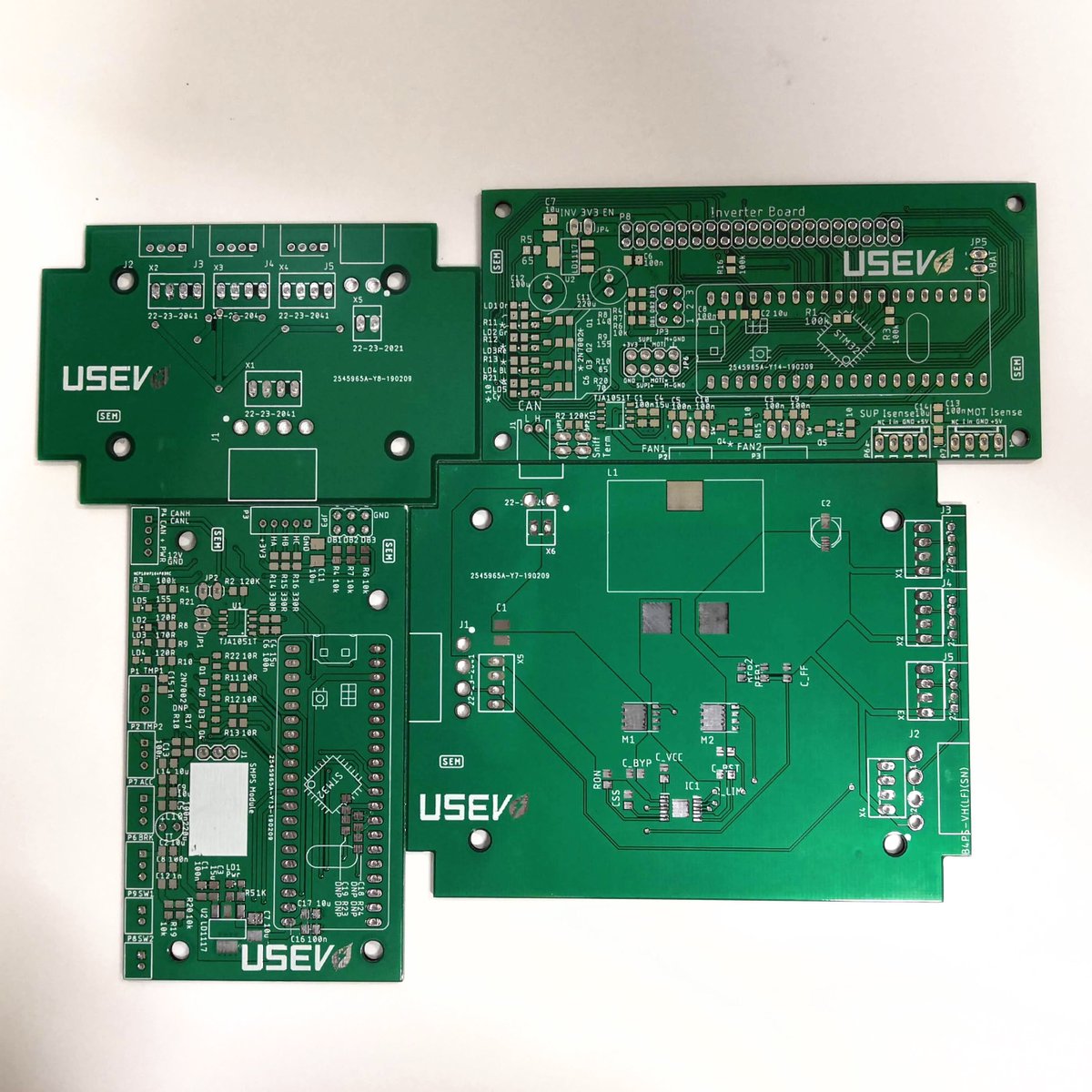 USEV_strath's tweet photo. Our electronics team have their PCBs and are ready to start manufacturing!
#electronics #shellecomarathon #roadtosem #pcb #diy #diyelectronics  #USEV #shell #ecomarathon #eco #vehicle #electric #ev #ecovehicle https://t.co/2F2fq8lloJ