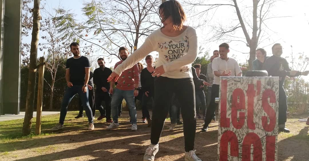 coralBRS's tweet image. #Coreos del #BRSday!!!!
.
.
#Barcelona #barcelonarainbowsingers #Rainbow #rainbowsingers #singers #chorus #choir #coral #coro #gay #gai #lgtb #lgtbq #lesbi #lesbian #music  #musica #coreografias #PanteresGrogues @PanteresGrogues #Dance