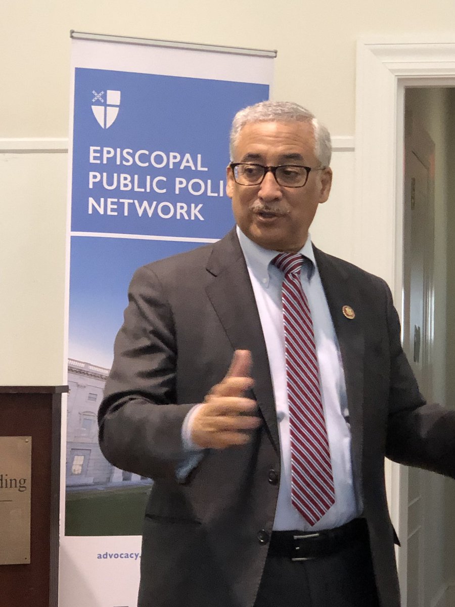 ctbishopian's tweet photo. Congressman (and Episcopalian)Bobby Scott from Virginia briefing Bishops United Against Gun Violence for our day of lobbying for HR 8. #bishopsonthehill #thecrosslobby https://t.co/u5PcMVR4ex