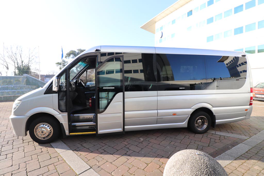 2011 MERCEDES SPRINTER – 16 SEAT X-CLUSIVE ❗FOR SALE❗
bit.ly/2011XClusive
📞0845 520 5160 📧info@evmdirect.co.uk
•Automatic 
•Power door
•Double glazing
• DVD player
• Large drop well boot
#mercedessprinter #sprinter #16seat #usedminibus #minibus #minibusconversion